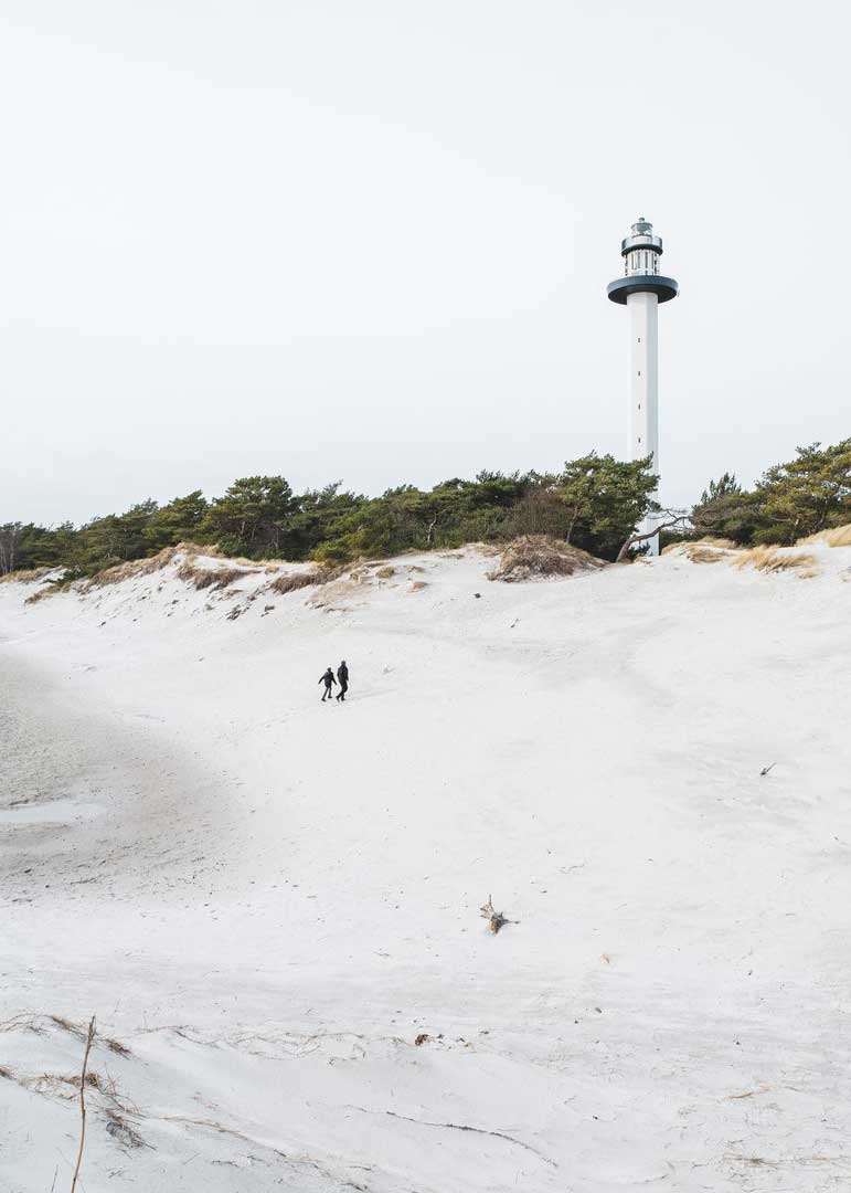 dueodde-beach-and-lighthouse_Stefan-Asp-1x1